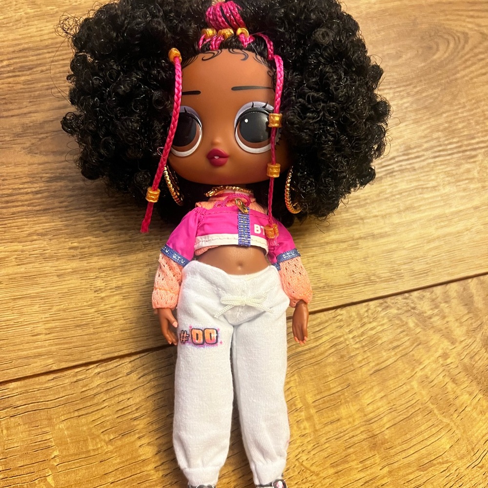 LOL Tweens “Hoops”